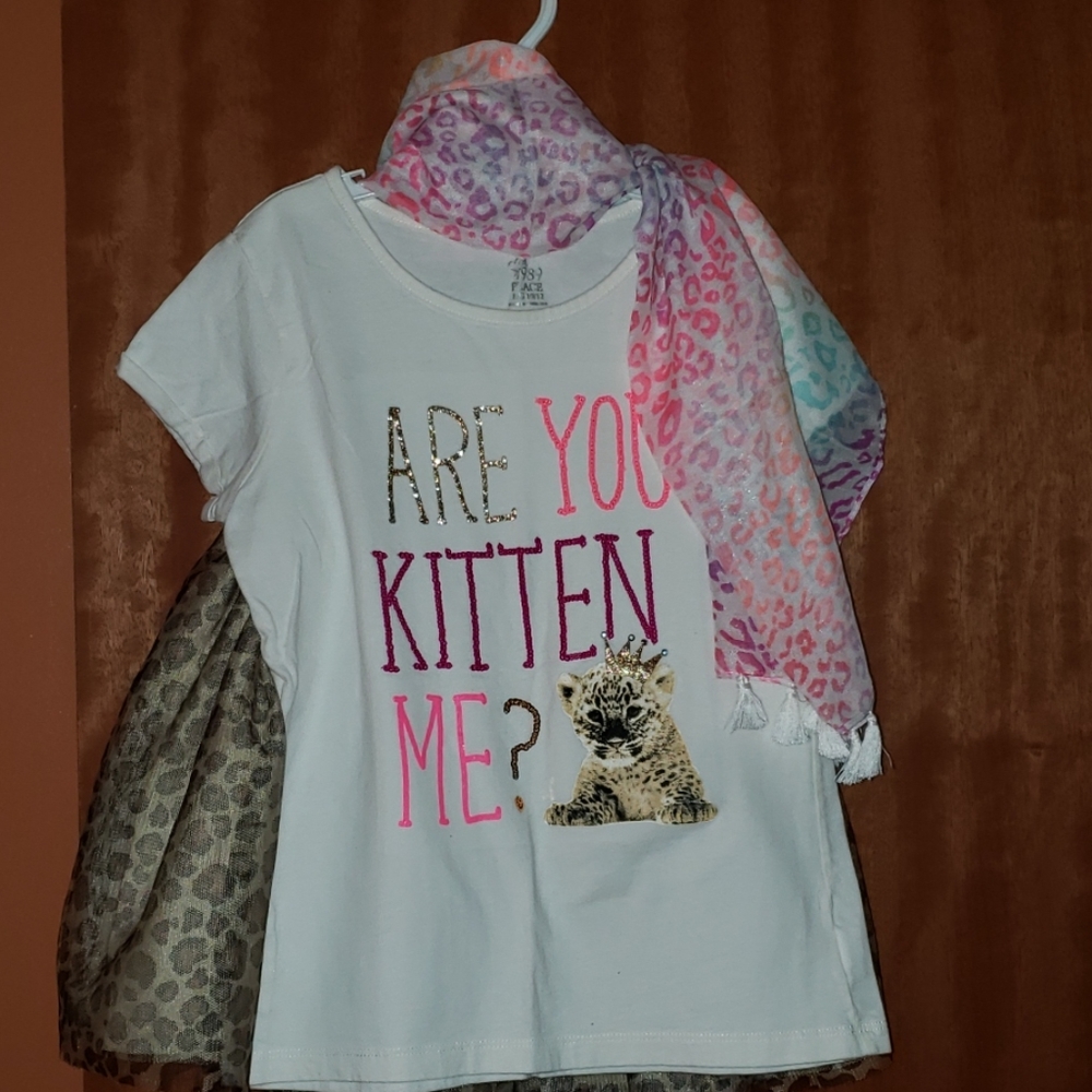 🆕️w/o tags 3 piece Coordinating Kitty Outfit